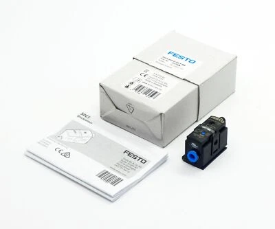 Festo SDE5-D10-O-Q6-P-M8 527464 Pressure Sensor -Unused/Original Packaging- - Image 1 of 4