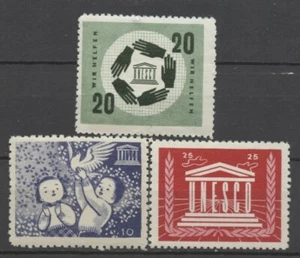 No: 78521 - UNESCO - LOT OF 3 OLD STAMPS - MNH!! - Picture 1 of 1