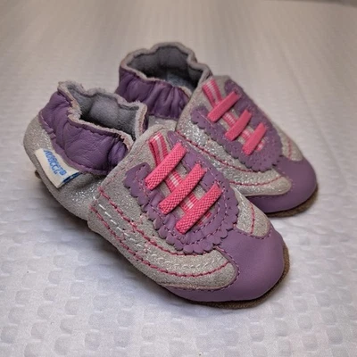 Zapatilla deportiva de cuero para bebé niña Robeez 0-6 meses Foto 1 de 4