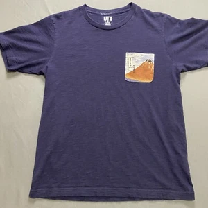 Camiseta para hombre Hokusa azul marino gráfico bolsillo T volcán - Imagen 1 de 6