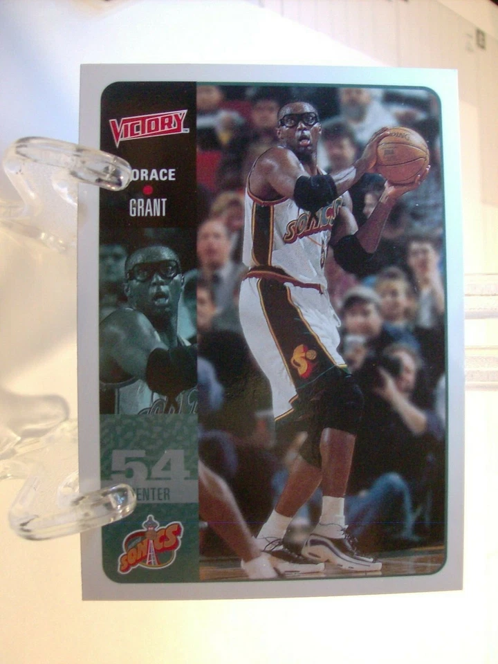 2000-01 Upper Deck Victory Basketball #195 Horace Grant  (81789) - Image 1 of 2