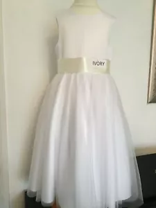 ELFENBEIN SEIDIGE SATIN SCHÄRPE IN VERSCHIEDENEN BREITEN UND LÄNGEN **kostenlose Muster** - Bild 1 von 11