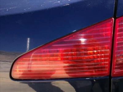 luz portón trasero derecho peugeot 607 2.7 hdi 2000-2007 2005 83786 Foto 1 de 4