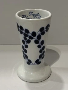 Clase Azul Tequila Ceramica Snifter Shot Vetro Dipinto a Mano Messico COSÌ COM'È DIFETTO - Foto 1 di 16