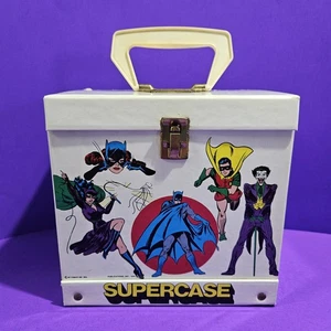Vintage 1976 SUPERCASE 45 RPM Record Carry Case DC Comics Super Heroes Batman - Picture 1 of 12