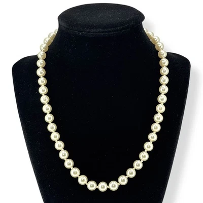 Vintage 8 mm Ivory Glass Faux Pearl Necklace 18″ Hand Knot  Strand Barrel Clasp - Image 1 of 4
