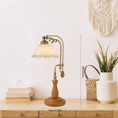 Lámpara de mesa retro con flores para dormitorio de noche con flores y luces de vidrio Foto 1 de 4