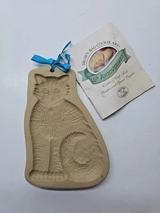 Bolso Marrón Molde para Galletas Gato con Cuello Corazón Hill Designs 1993 Receta Gatito Tabby - Imagen 1 de 2