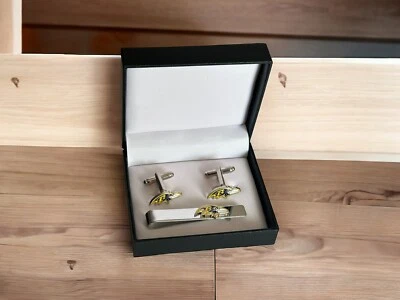 Gemelos Baltimore Ravens, clip de corbata o juego completo Foto 1 de 4