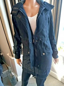 (F*)Cappotto lungo donna nero con cappuccio da panca.  Extra Small XS Fluffy Hood, buono co - Foto 1 di 12