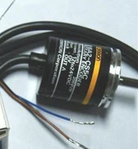 Omron Rotary Encoder E6A2-CS5C 200P/R NEW - Picture 1 of 1