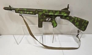 Vintage 1960 Mattel Tommy - Burst Cap Machine Gun in Camo Plastic - Picture 1 of 16