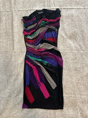 Vestido ceñido al cuerpo vintage Rampage acanalado negro multicolor abstracto para mujer pequeño” Foto 1 de 4