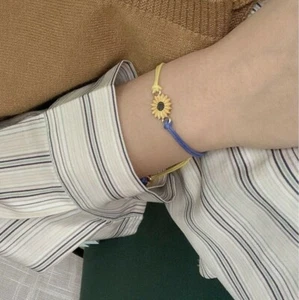 1pc Blue & Yellow Ukraine Flag Sunflower Bracelet Bangle Bring Hope Peace - Picture 1 of 5