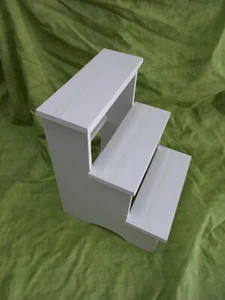 ESCALERA fija 3 peldaños. Madera. Alto 60 cms. Blanca - Foto 1 di 3
