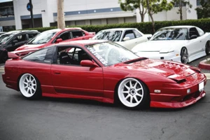 FALDONES LATERALES PARA NISSAN S13 KOUKI 180SX 200SX 240SX - Imagen 1 de 11