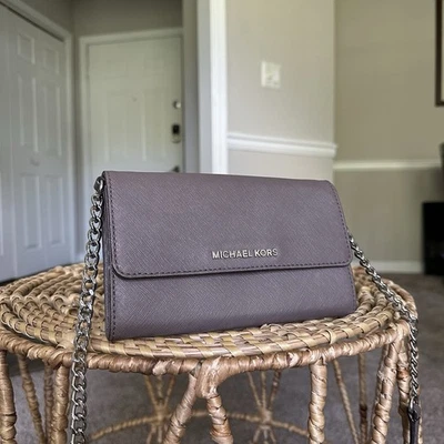 BOLSO BANDOLERA DE CUERO SAFFIANO Michael Kors DANIELA Cinder 'Marrón' 6 ranuras para tarjetas Foto 1 de 4