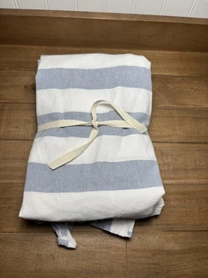 Pottery Barn Teen Cabana Rayas Volantes Falso ~ Estándar ~ Cambray/Marfil Foto 1 de 4