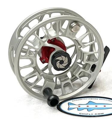 Nautilus GTR 8/9 Fly Fishing Reel - Silver -NIB Free US Ship - Image 1 of 3