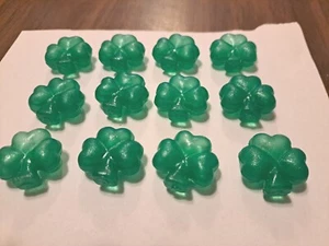 12 Green Shamock Shaped Reusable Plastic Ice Cubes - Picture 1 of 3