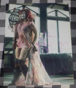 Su Yung Signed 8x10 Photo Wrestling WWE AEW TNA WCW New Japan - Picture 1 of 1