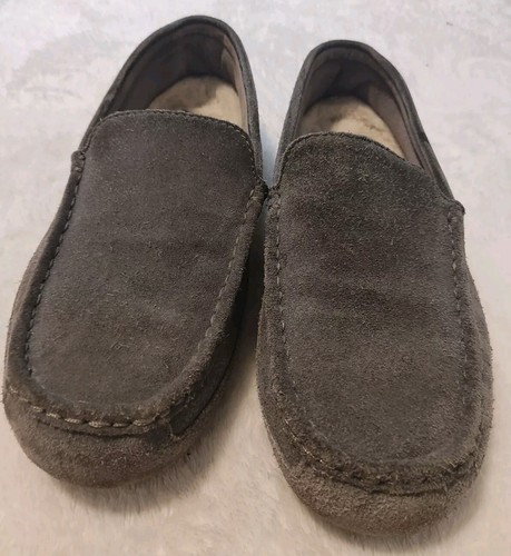 Mocassini pantofole UGG Australia da uomo Ascot in pelle di pecora scamosciata grigia taglia 10 US taglia 9 Regno Unito