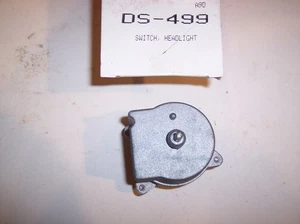 Standard DS-499 Headlight Switch - Original Ford Part Marked F2DB-11654-AA - Picture 1 of 4