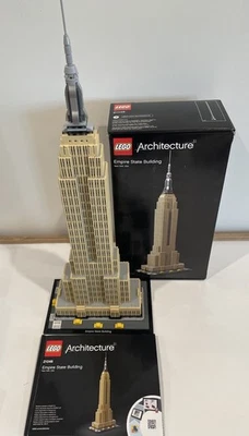 Lego Architecture Empire State Building 21046 Retired 100% Complete w Box Manual - Image 1 of 4