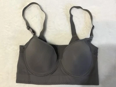 NUEVO Sujetador Push Up Gris 36D Ocultar Espalda Grasa Cobertura Completa Elevación Prendas Modeladoras Sujetadores Foto 1 de 4
