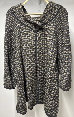 Tweeds Cape Cardigan Sweater 2X Gray Wool Capsule One Snap Closure 3/4 Sleeve - Image 1 of 4