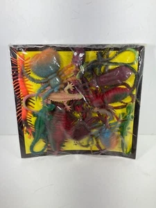 Vintage Gumball Vending Machine Insert & Prizes. 25 Cents. Bug & insects Display - Picture 1 of 10
