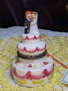 Direct Connection Wedding Cake Trinket Box Bridal Collectable Vintage - Picture 1 of 10