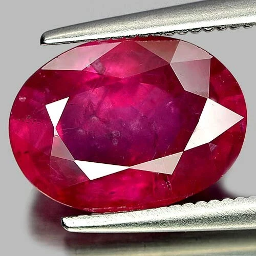 Purplish Pink Ruby 4.14 Ct. Oval Shape 11 x 8 x 5.2 Mm. Natural Gem Mozambique - Image 1 of 4