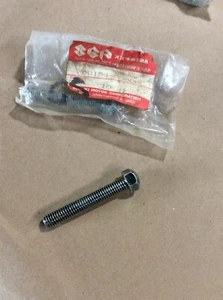 SUZUKI RE5 GS550 LTF160 GS400 T500 T550 OEM NOS BOLT 09104-08006 / 09104-08034 - Picture 1 of 1