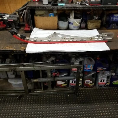 Polaris Rush 600 800 Pro R 121" riel izquierdo 1542923 2012-2013 Foto 1 de 4