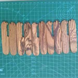 1 par de básculas de mango de sándalo dorado para navajas suizas Victorinox de 91 mm - Imagen 1 de 7