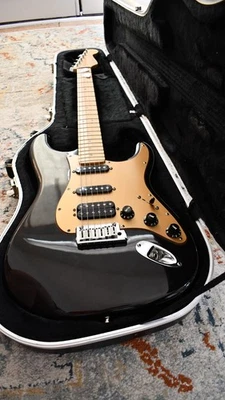 Fender American Deluxe Fat Stratocaster HSS with Maple Fretboard 2004 - 2010 - M - Image 1 of 4