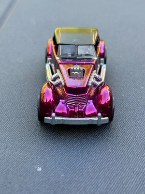 Hot Wheels Redline Classic Cord 1971 súper limpio Foto 1 de 4