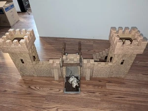 Schleich Ritterburg Mittelalterliche Burg 2004 (muss gereinigt werden) - Bild 1 von 8