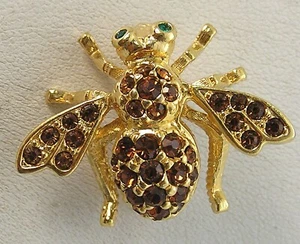 Joan Rivers Gold Tone Smoky Topaz-Brown Green eyes Rhinestone Bee Fly Bug Pin - Picture 1 of 6