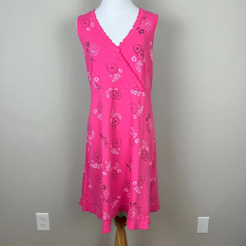 Vestido Fresh Produce Medio Rosa Floral Sobrepelliz Cuello en V Ribete de Lechuga 100% Algodón Foto 1 de 4