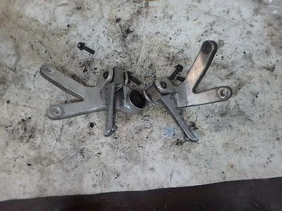 Yamaha FZR 1000 FZR1000 1995 pasajeros reposapiés juego trasero clavijas Foto 1 de 4