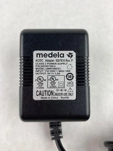 Medela AC/DC Adapter Charger 9207010 Model U090100D31 9V 1A Advanced Breast Pump - Picture 1 of 2