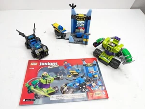 LEGO 10724 Juniors Batman & Superman vs. Lex Luthor Incomplete Instructions - Picture 1 of 6