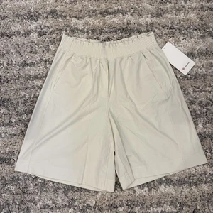 Lululemon Stretch Woven Ruffle-Waist High-Rise Short 9", LTIV, NWT, Size M - Picture 1 of 4