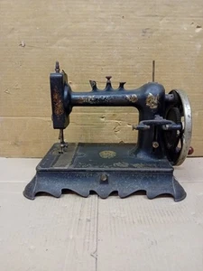 Nähmaschine NEW NATIONAL HAND MACHIN no Singer Regina Margherita - Bild 1 von 11