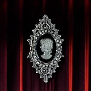Vintage Silver Tone Filigree Reverse Carved Cameo Glass Brooch - Picture 1 of 7