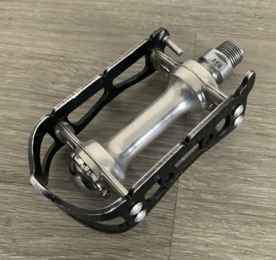 KYOKUTO PRO ACE PLATFORM PEDAL (1) LEFT ONLY 9/16 BLACK 174 GRAMS - Image 1 of 4