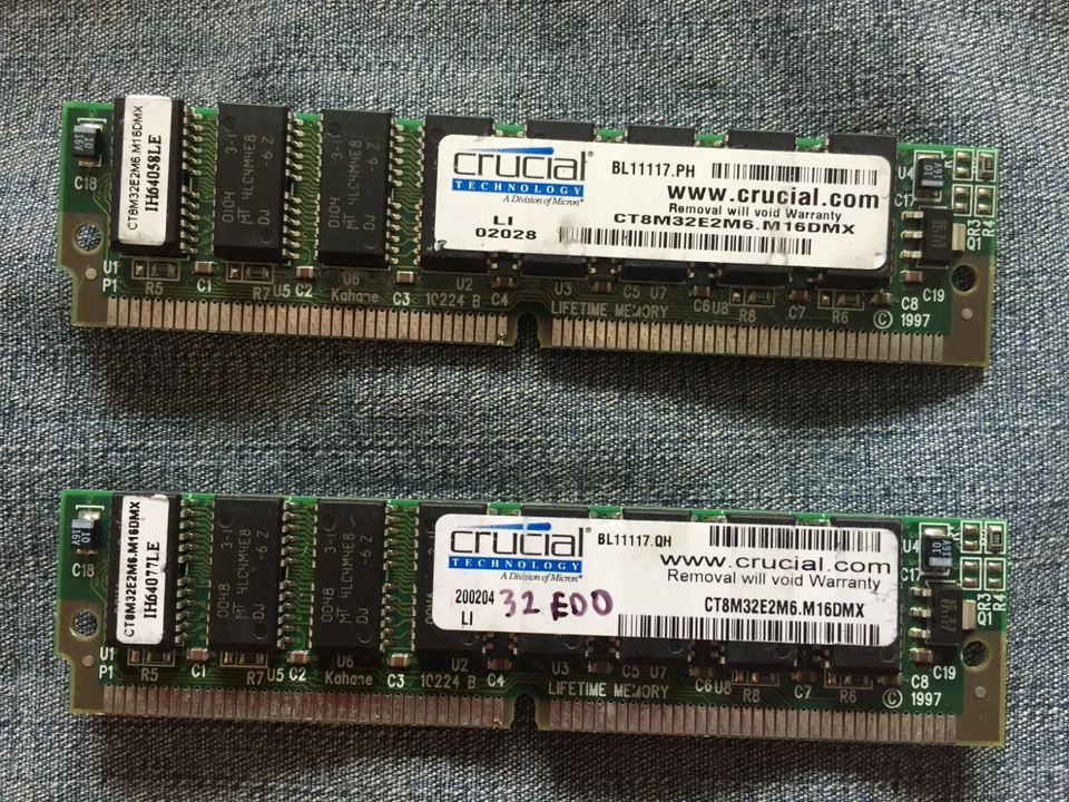 64MB 2X32MB Crucial CT8M32E2M6, SIMM 72 pines, módulo de memoria EDO Foto 1 de 1