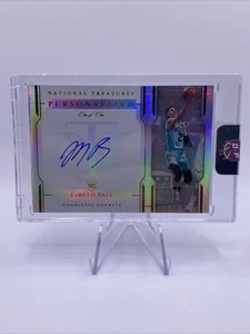 2020-21 National Treasures Personalized Auto Lamelo Ball Rookie 1/1 One Of One
